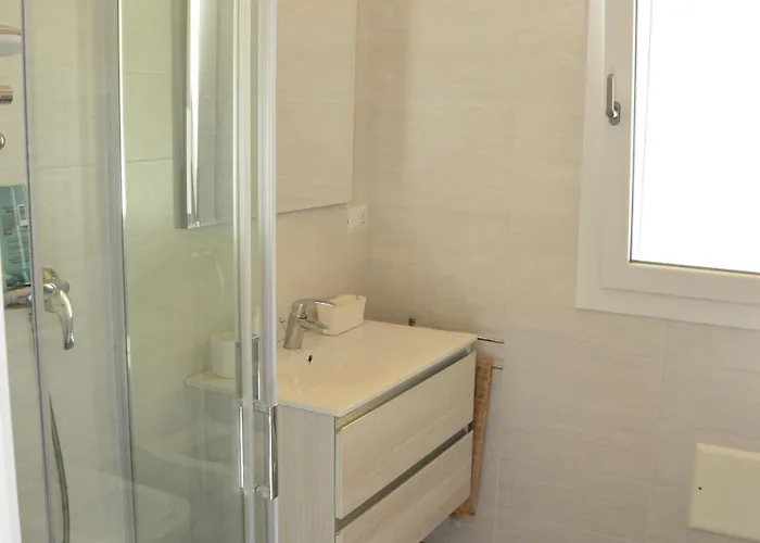 L'oasi Di Anna Lenno